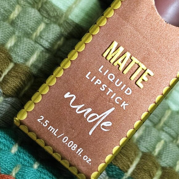 Beauty Bakerie Bite Size Matte Liquid Lipstick Waterproof Nude Chilla New in Box - Picture 10 of 12